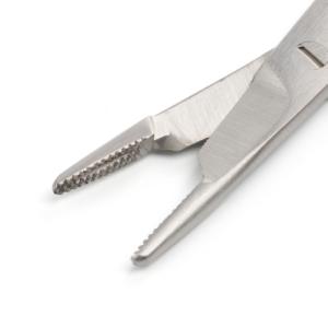 KRUUSE SuperCut Mini Olsen-Hegar Needle Holder, 12 cm / 4.7" KRUUSE SuperCut Mini Olsen-Hegar Needle Holder, 12 cm / 4.7"