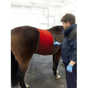 KRUUSE Vet-Flex, Red, 15 cm x 15 m, 4/pk KRUUSE Vet-Flex, Red, 15 cm x 15 m, 4/pk