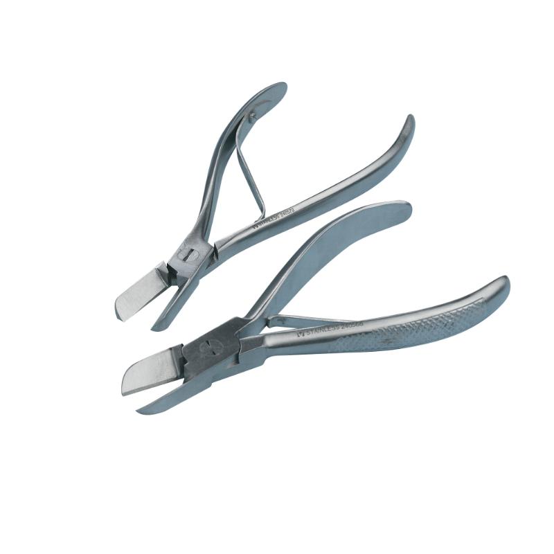 KRUUSE Tooth cutting forceps for pigs with short jaws 13 cm KRUUSE Tooth cutting forceps for pigs with short jaws 13 cm