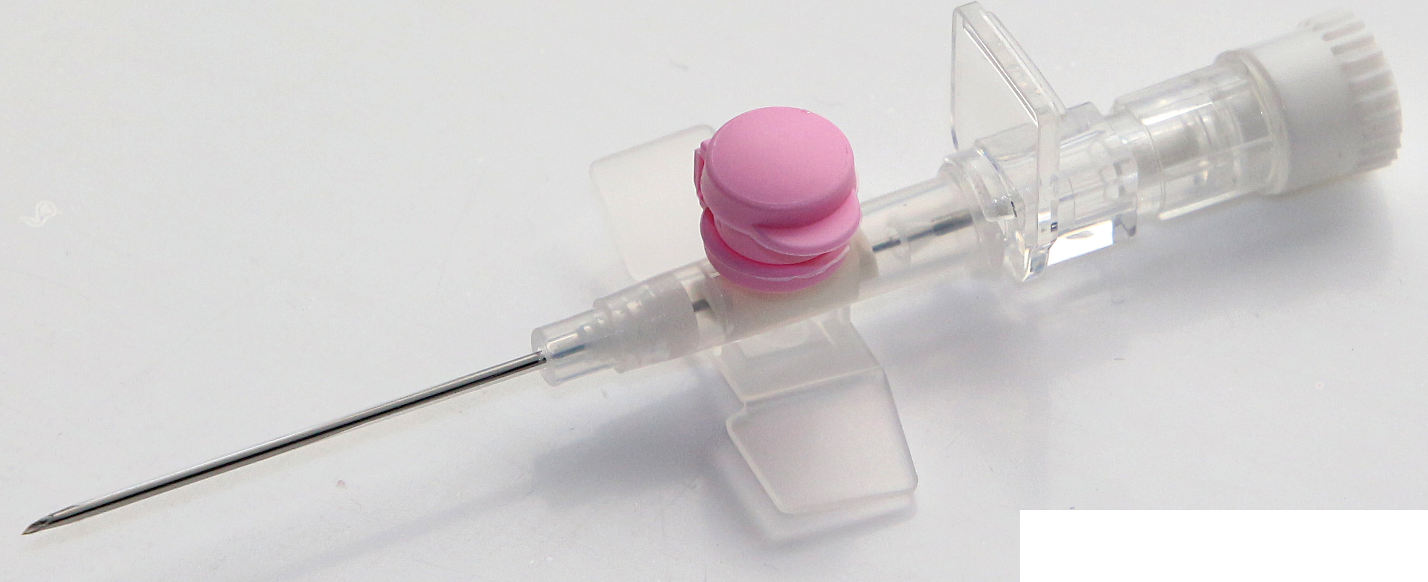 CVET I.V. Kateter med Injektionsport og Vinger, G20, 32 mm, Ø1,0 mm, lyserød, 50 stk.