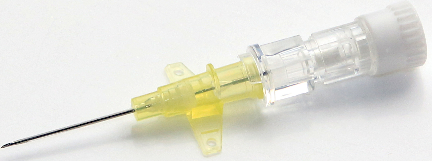 CVET I.V. Kateter uden Injektionsport, med vinger, lige, G24, 19 mm, gul, 50 stk.